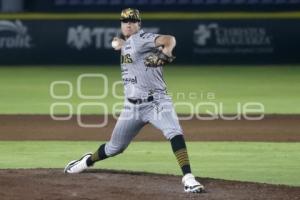 BÉISBOL . PERICOS VS LEONES