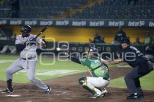 BÉISBOL . PERICOS VS LEONES