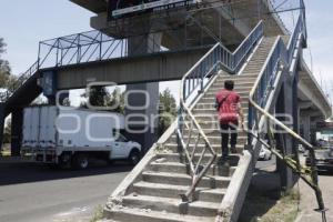 PUENTE PEATONAL