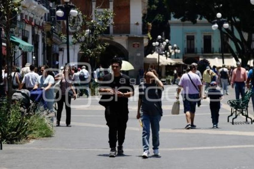 DÍA SIN SOMBRA