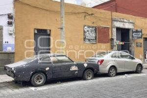 PARQUÍMETROS . AUTOS CHATARRA
