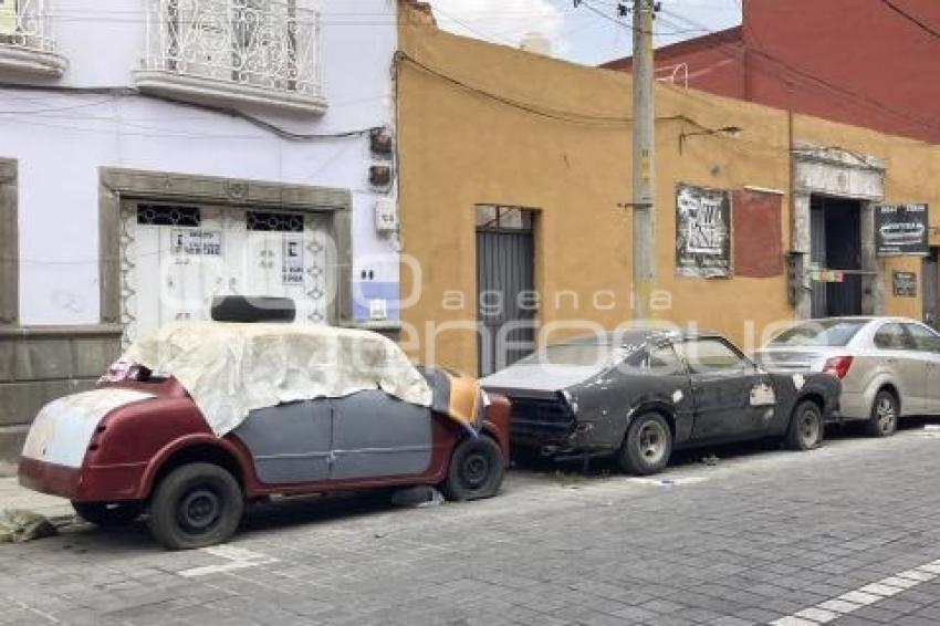 PARQUÍMETROS . AUTOS CHATARRA