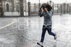CLIMA . LLUVIA