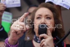 MINISTRA . YASMÍN ESQUIVEL