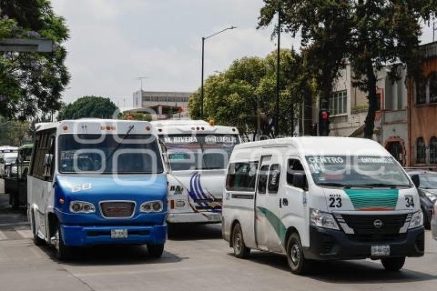 TRANSPORTE PÚBLICO