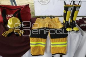 CUAUTLANCINGO . ENTREGA DE EQUIPAMIENTO