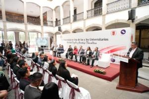 TLAXCALA . FORO VOZ DE UNIVERSITARIOS