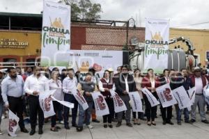 SAN PEDRO CHOLULA . LIMPIEZA DE CALLES