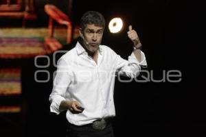 FESTIVAL DE LAS IDEAS .  JASON BEVAN 