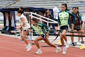 FÚTBOL . SELECCIÓN FEMENIL