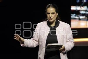 FESTIVAL DE LAS IDEAS . MICHELLE COUTTOLENC