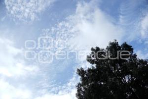 TLAXCALA . NUBES CIRRUS
