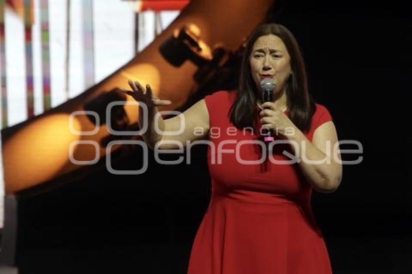 FESTIVAL DE LAS IDEAS . ERIN GRUWELL