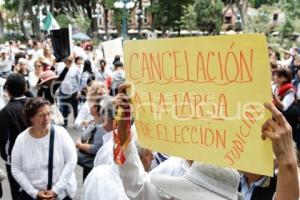 MANIFESTACIÓN . ELECCIONES