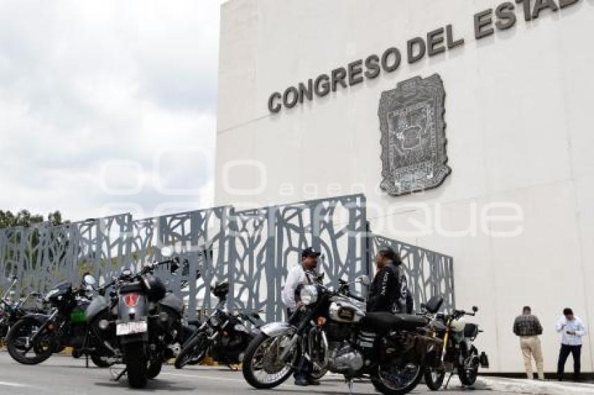 MANIFESTACIÓN  MOTOCICLISTAS