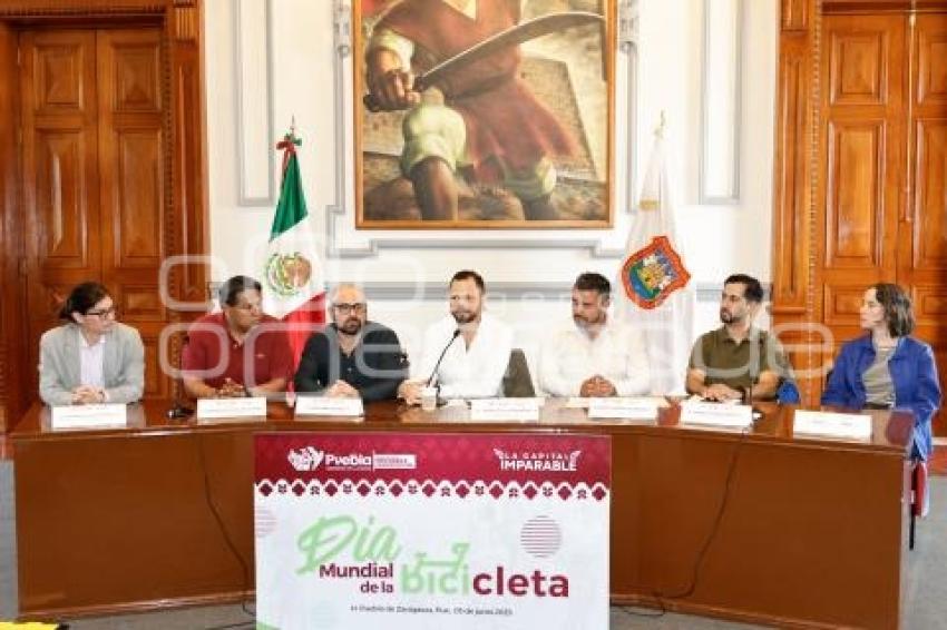 AYUNTAMIENTO . DÍA MUNDIAL DE LA BICICLETA