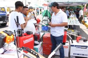 HUAQUECHULA . FERIA AGROGANADERA