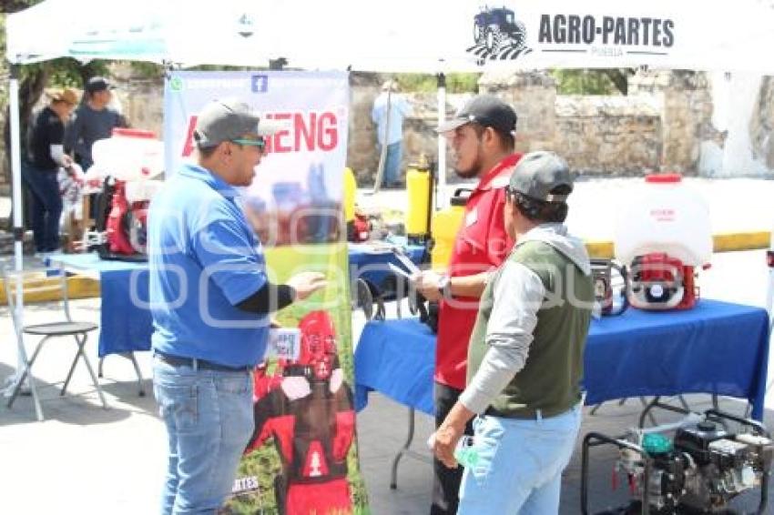 HUAQUECHULA . FERIA AGROGANADERA