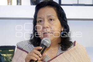 ANA LAURA ALTAMIRANO