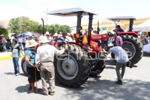 HUAQUECHULA . FERIA AGROGANADERA