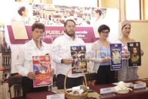 TURISMO . FERIA DE LIBRES