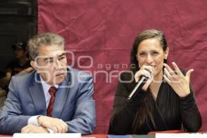 AYUNTAMIENTO . FERIA INTERNACIONAL DEL LIBRO