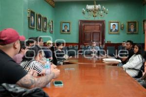 TLAXCALA . REUNIÓN COMERCIANTES SEMIFIJOS