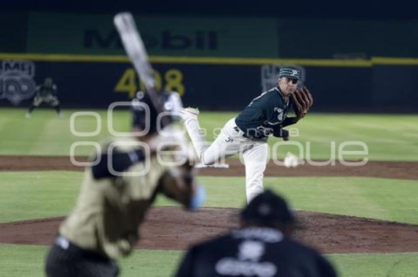 BÉISBOL . PERICOS VS DORADOS