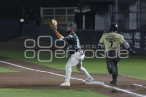 BÉISBOL . PERICOS VS DORADOS