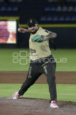 BÉISBOL . PERICOS VS DORADOS