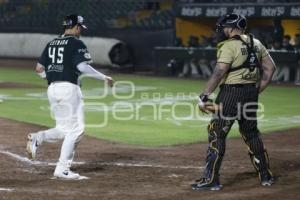BÉISBOL . PERICOS VS DORADOS
