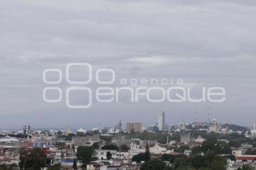 MEDIO AMBIENTE . DÍA NUBLADO