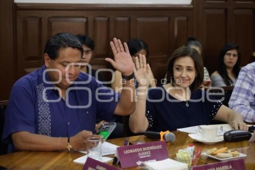 REGIDORES . COMISIÓN DE GOBERNACIÓN