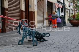 CALLE DE LOS DULCES . VANDALISMO