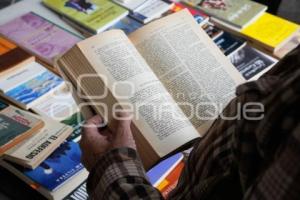 TLAXCALA . TRUEQUE LITERARIO