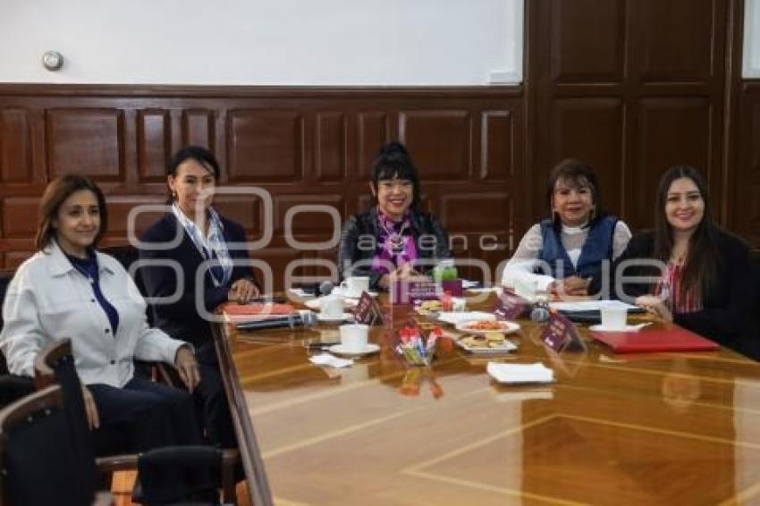 REGIDORES . COMISIÓN DERECHOS HUMANOS