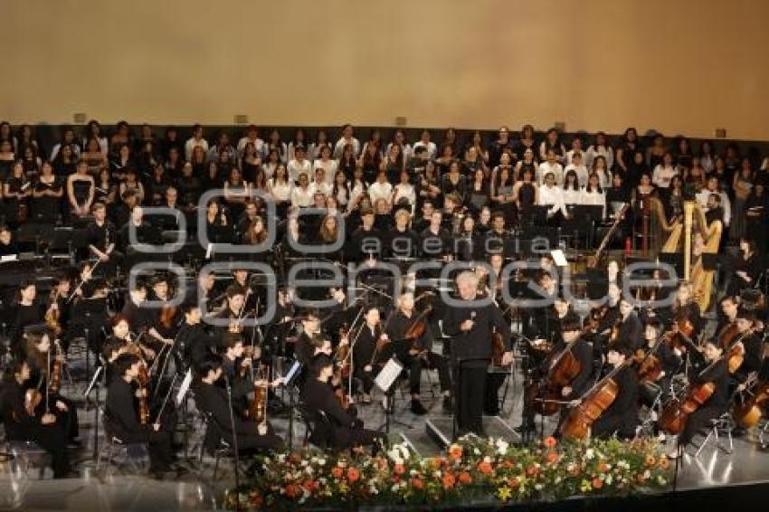 CONCIERTO . ESPERANZA AZTECA