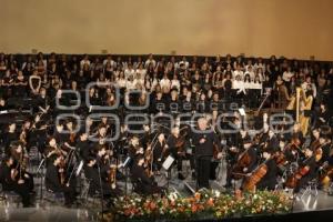 CONCIERTO . ESPERANZA AZTECA