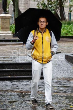 CLIMA . LLUVIA