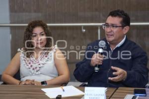 CONGRESO . FERIA ARTESANAL