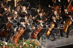 CONCIERTO . ESPERANZA AZTECA