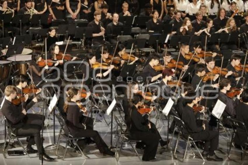 CONCIERTO . ESPERANZA AZTECA