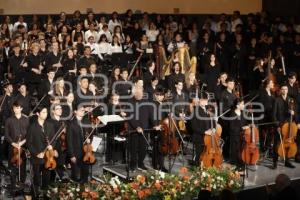 CONCIERTO . ESPERANZA AZTECA