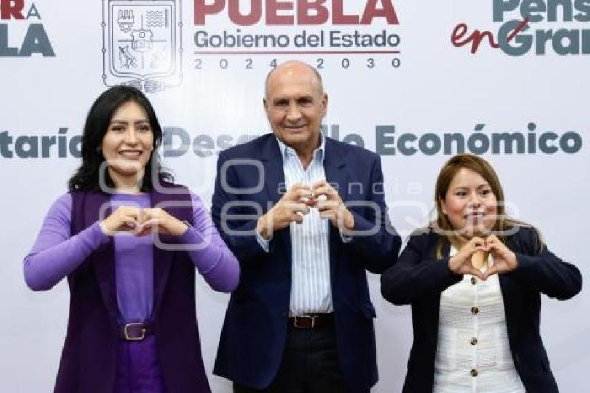 SECRETARÍA DE DESARROLLO ECONÓMICO . FIRMA DE CONVENIO