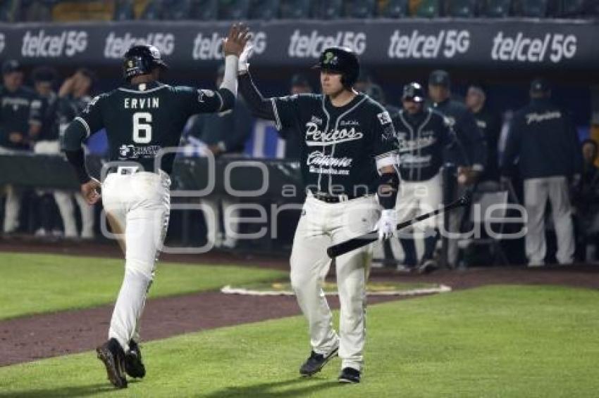 BÉISBOL . PERICOS VS CONSPIRADORES
