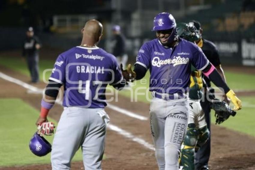 BÉISBOL . PERICOS VS CONSPIRADORES