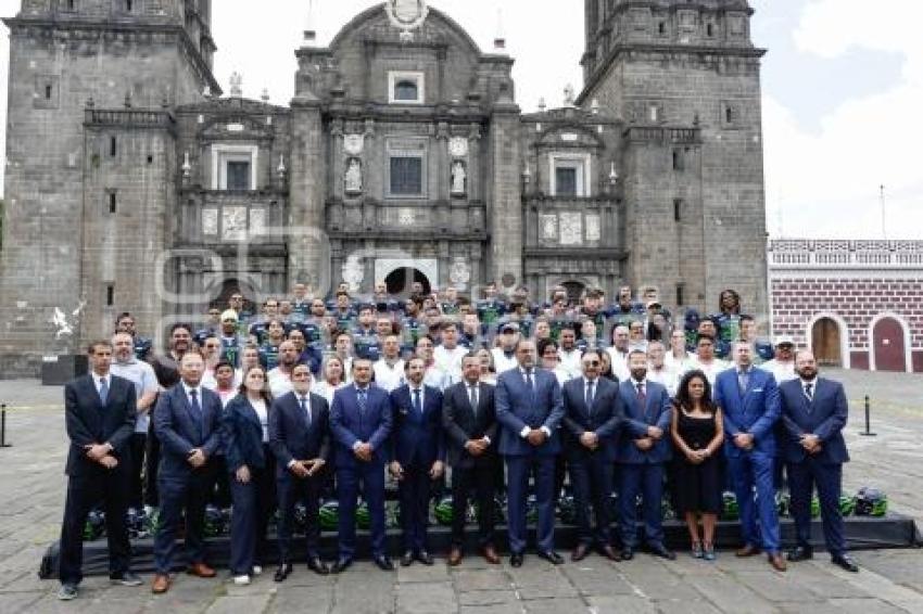 ARCÁNGELES . FOTO OFICIAL