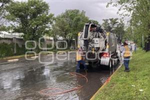 INUNDACIÓN . BULEVAR FORJADORES