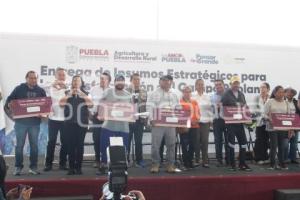 ATLIXCO . APOYOS AL CAMPO