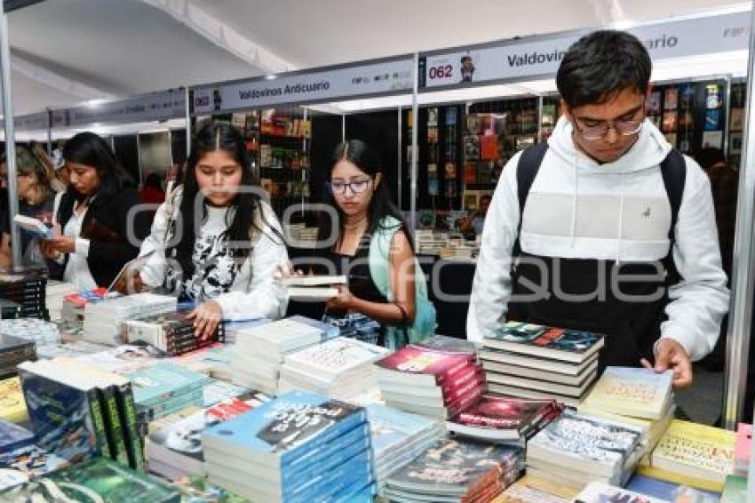 AYUNTAMIENTO . FERIA INTERNACIONAL DEL LIBRO